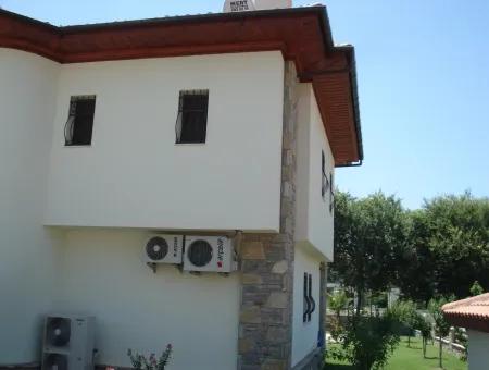 In Dalyan Gülpınar Dalyan Villa Für Verkauf Luxus-Villa In Grundstück Von 800M2 Innerhalb Der Empfohlenen 4 1