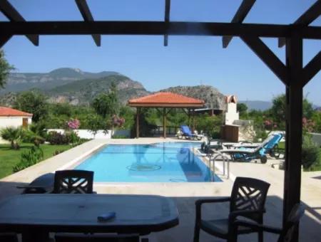 Villa For Sale In Dalyan Arikbaşın