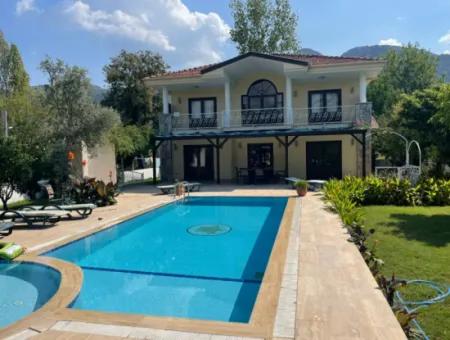 Dalyan Arıkbaşın'da Satılık Villa