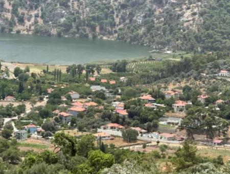 Çandır'da Göl Deniz Manzaralı Satılık Arsa